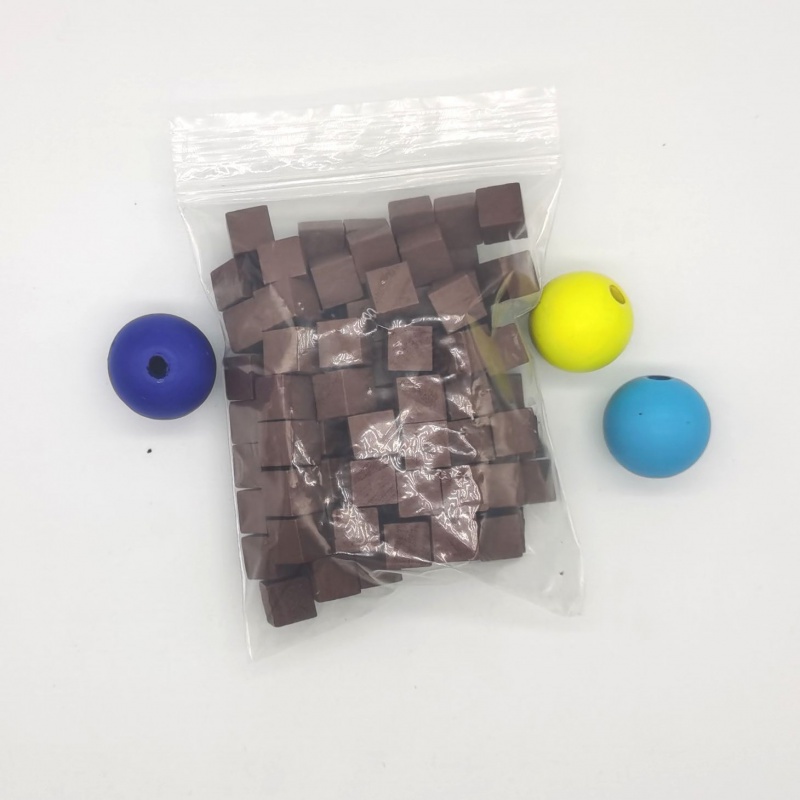 100 개/몫 10mm 나무 큐브 다채로운 주사위 체스 - Board Game Economy 리뷰 및 가격