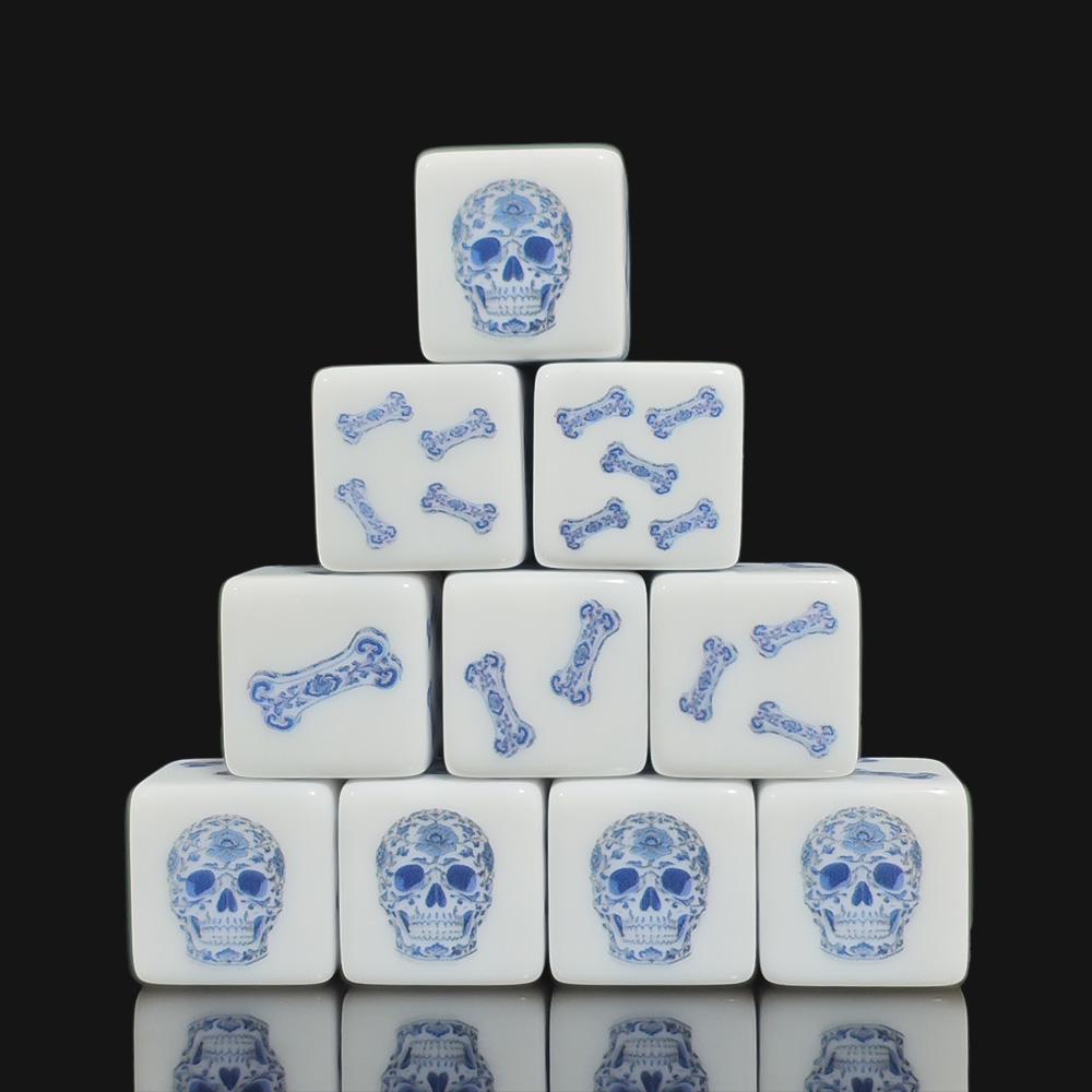 12개 16MM 블루 플로럴 해골 및 뼈 프린트 화이트 - Board Game Print 리뷰 및 가격